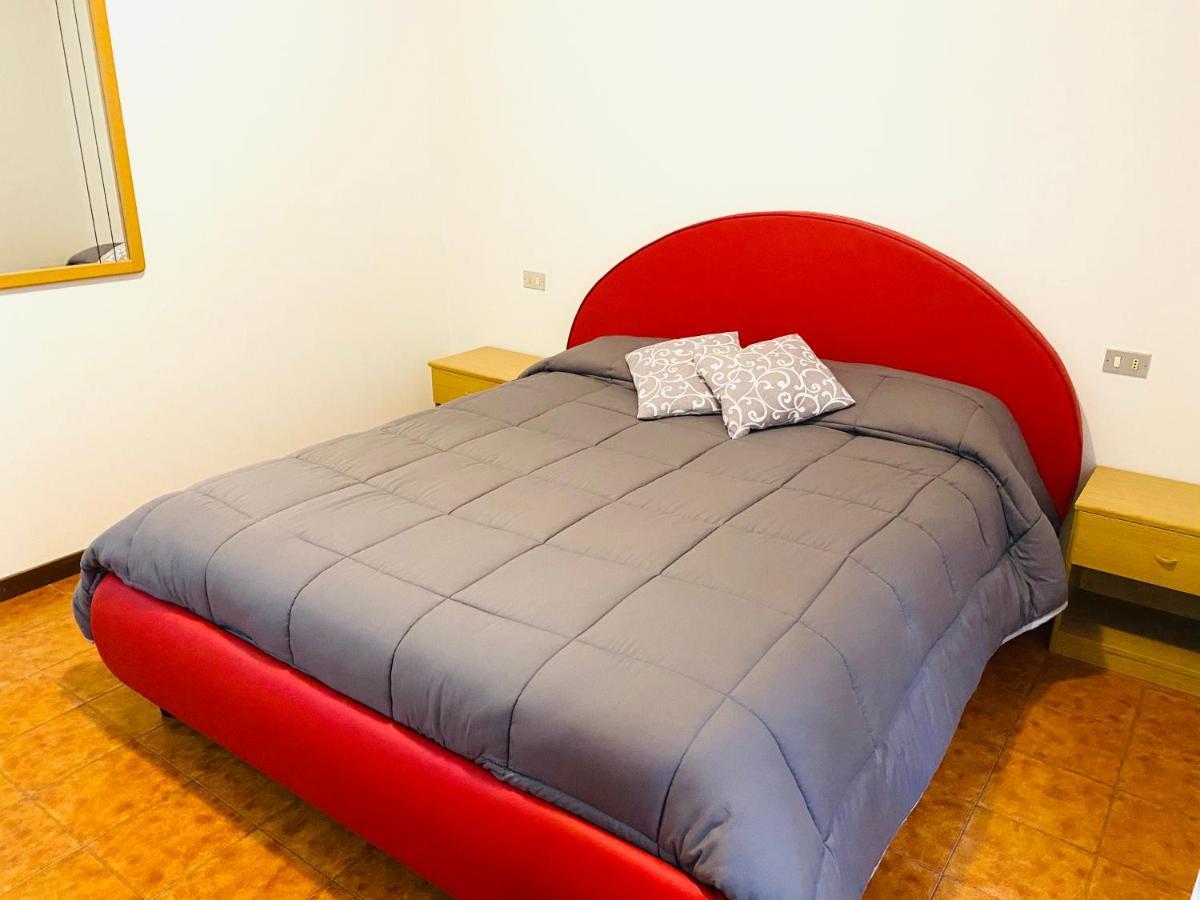 Appartamento Rosso Lazise Exteriér fotografie